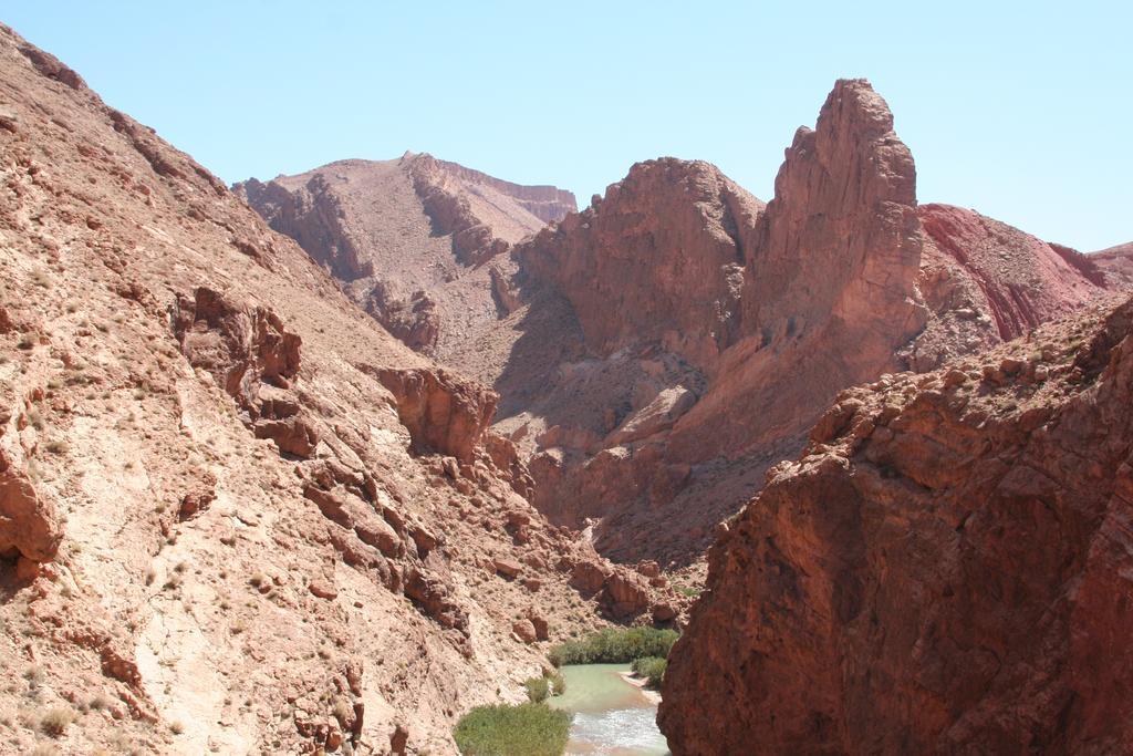 Auberge Le Jardin De La Source Aït Ben Ali 外观 照片