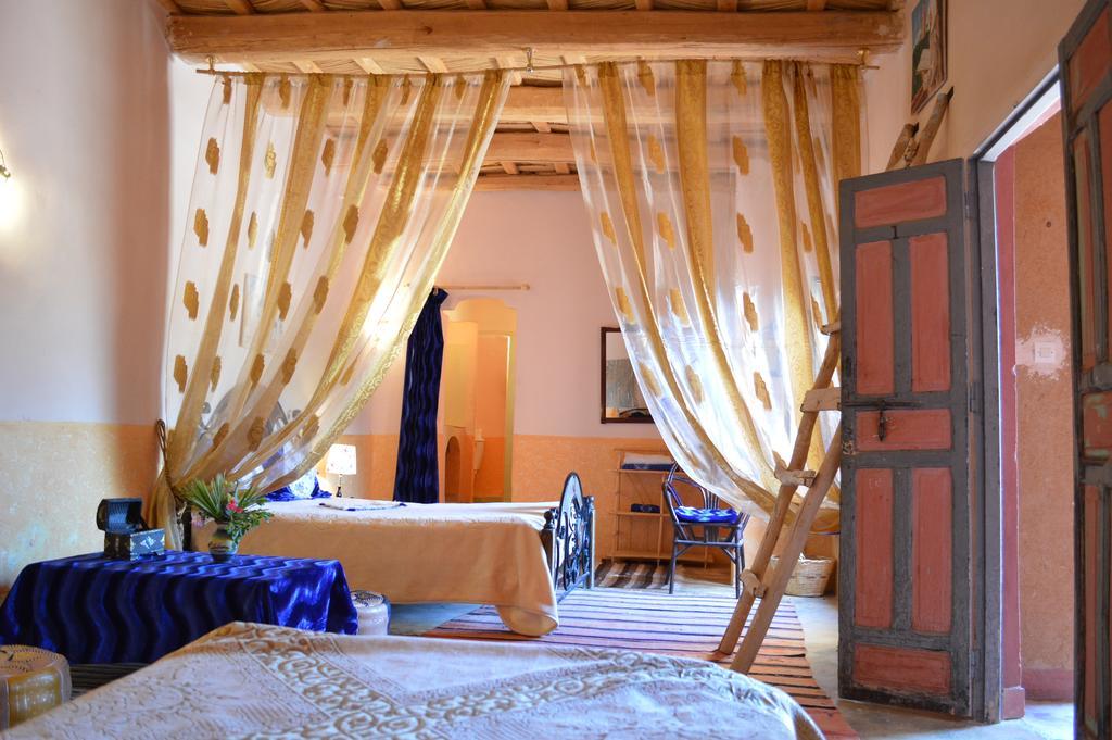 Auberge Le Jardin De La Source Aït Ben Ali 外观 照片