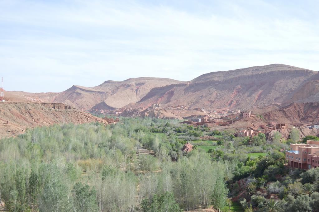 Auberge Le Jardin De La Source Aït Ben Ali 外观 照片