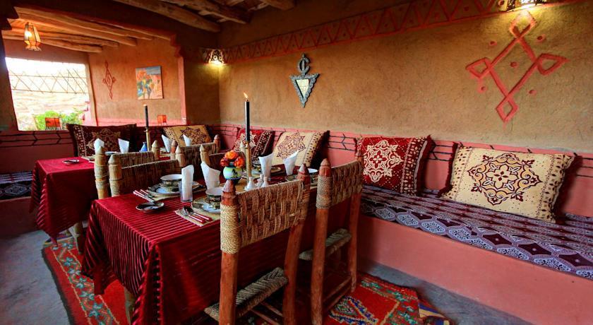 Auberge Le Jardin De La Source Aït Ben Ali 外观 照片