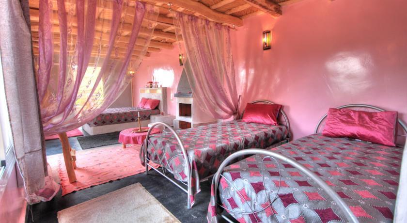 Auberge Le Jardin De La Source Aït Ben Ali 外观 照片