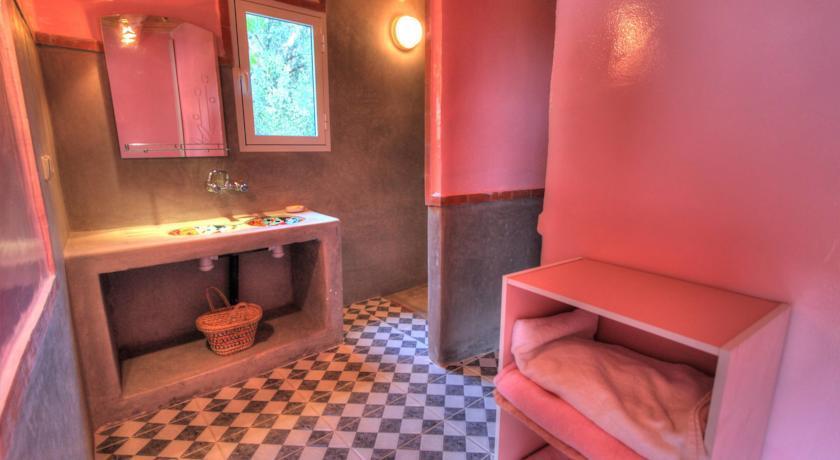 Auberge Le Jardin De La Source Aït Ben Ali 外观 照片